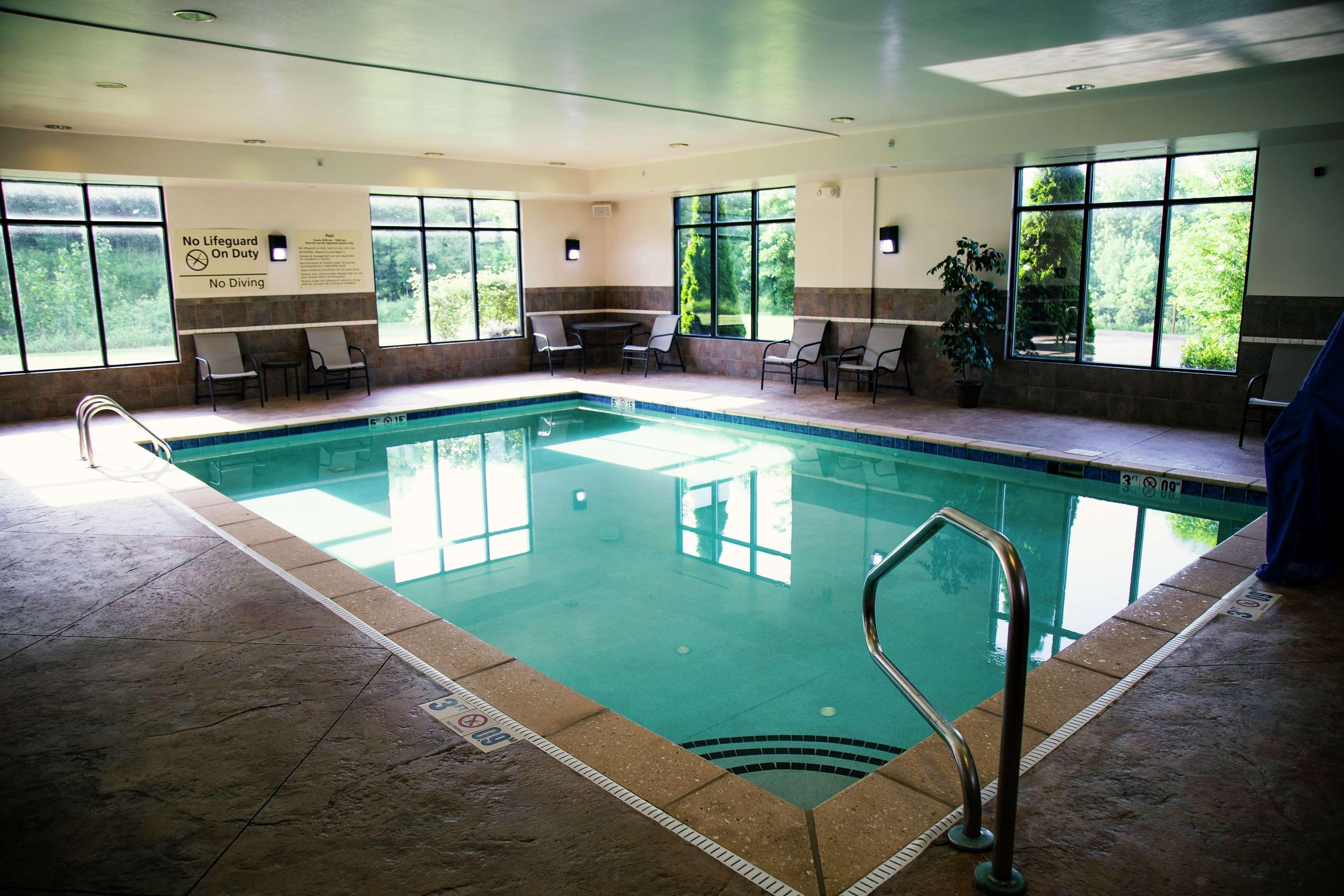 Hampton Inn & Suites Sharon West Middlesex Εξωτερικό φωτογραφία