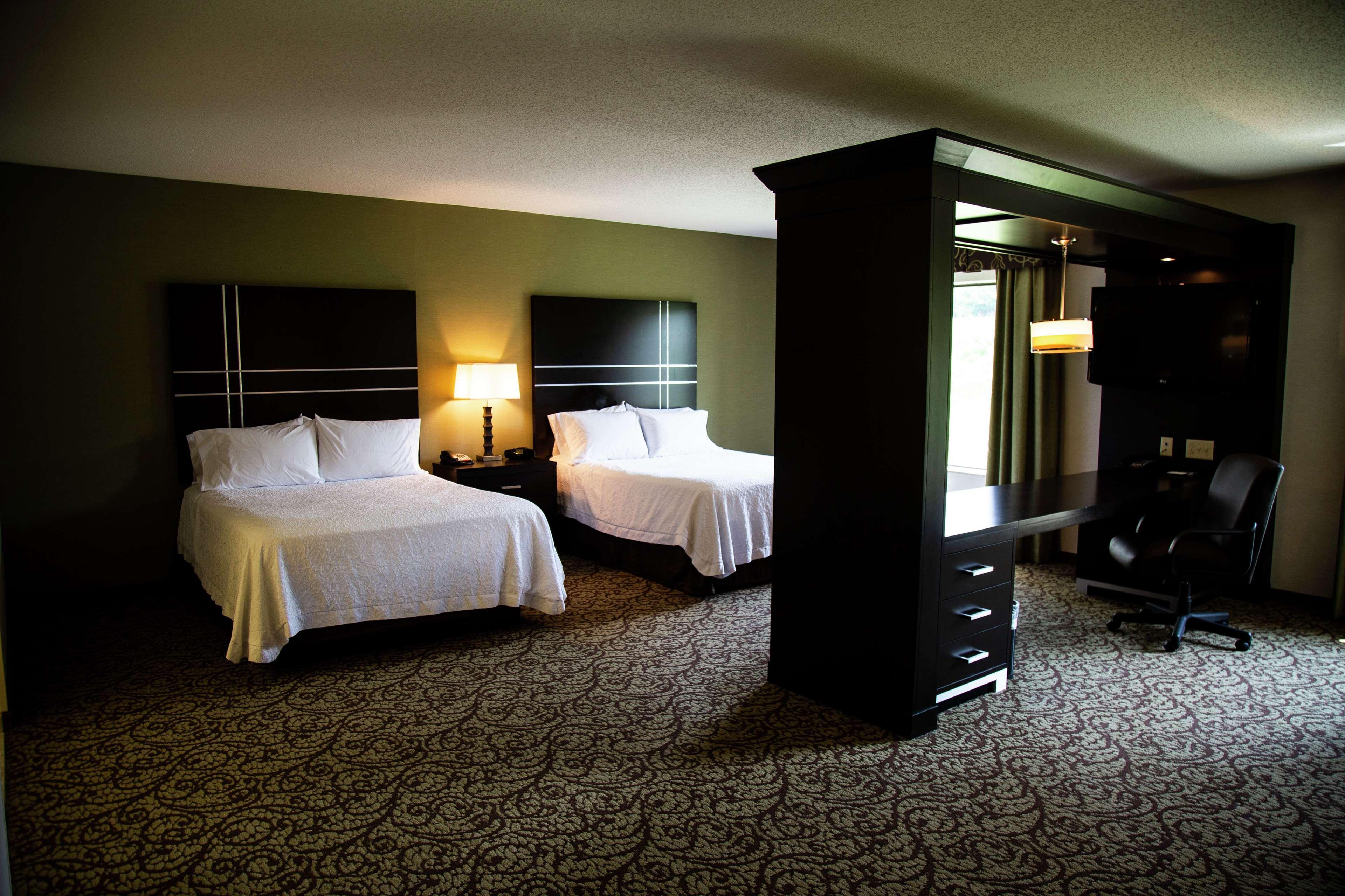Hampton Inn & Suites Sharon West Middlesex Εξωτερικό φωτογραφία