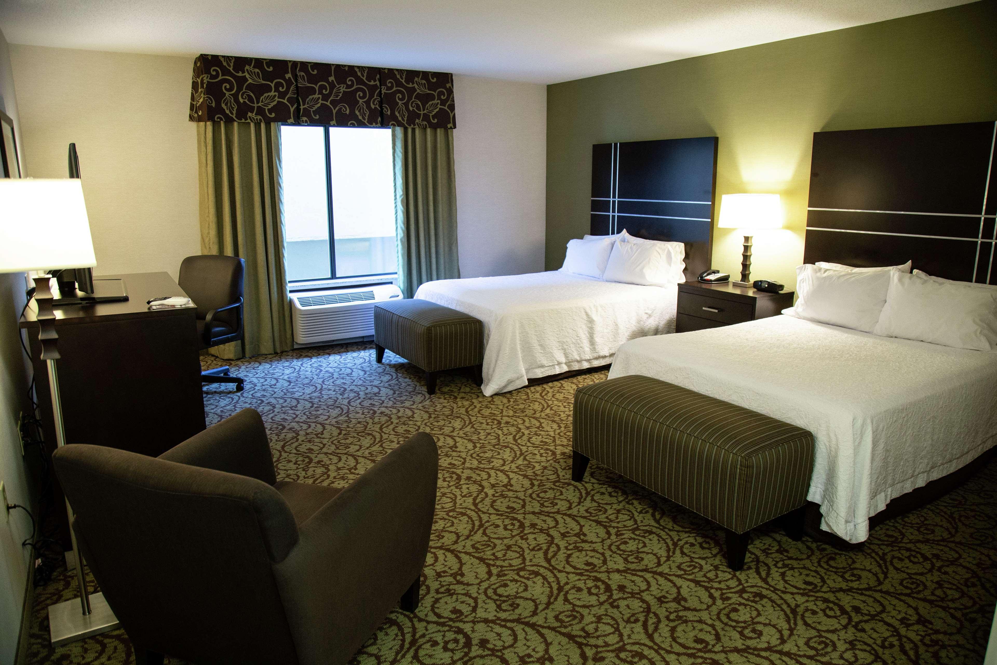 Hampton Inn & Suites Sharon West Middlesex Εξωτερικό φωτογραφία
